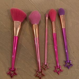 Tarte star makeup brushes - only used two brushes one time